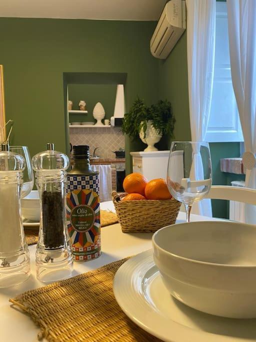 Casa Vacanza Al Duomo: Cefalù Eksteriør billede